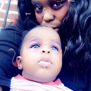 Meet your Posher, Gina